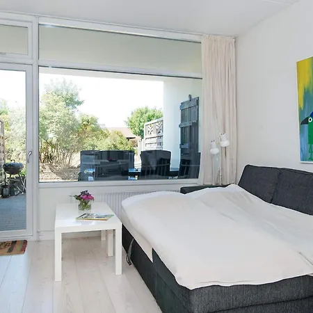 4 Person In Appartement *
